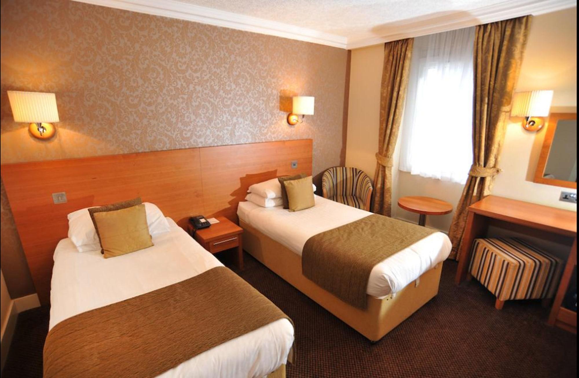 Golden Lion Hotel Stirling Eksteriør billede