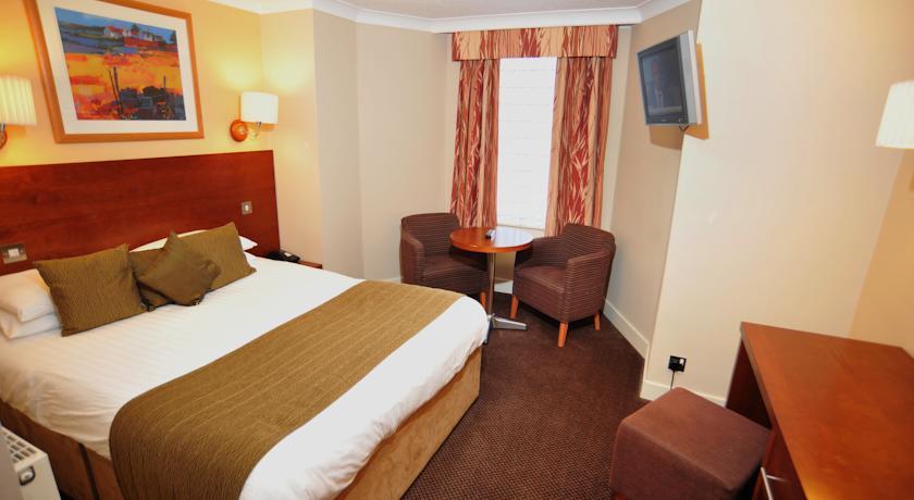 Golden Lion Hotel Stirling Eksteriør billede