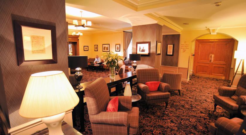 Golden Lion Hotel Stirling Eksteriør billede