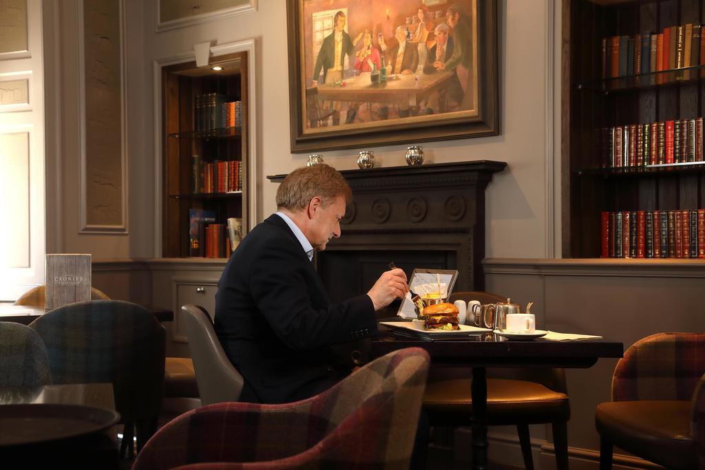 Golden Lion Hotel Stirling Eksteriør billede