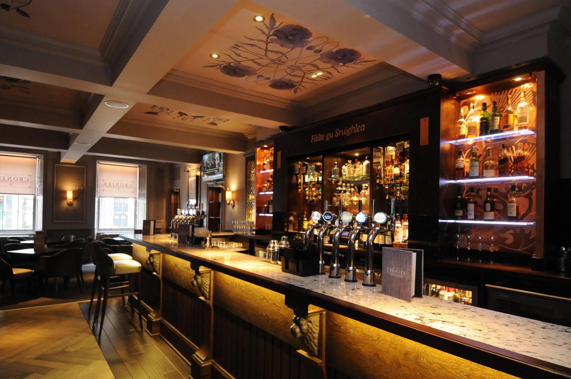 Golden Lion Hotel Stirling Eksteriør billede