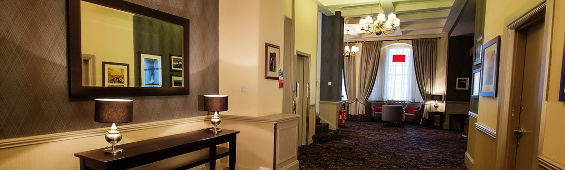 Golden Lion Hotel Stirling Eksteriør billede